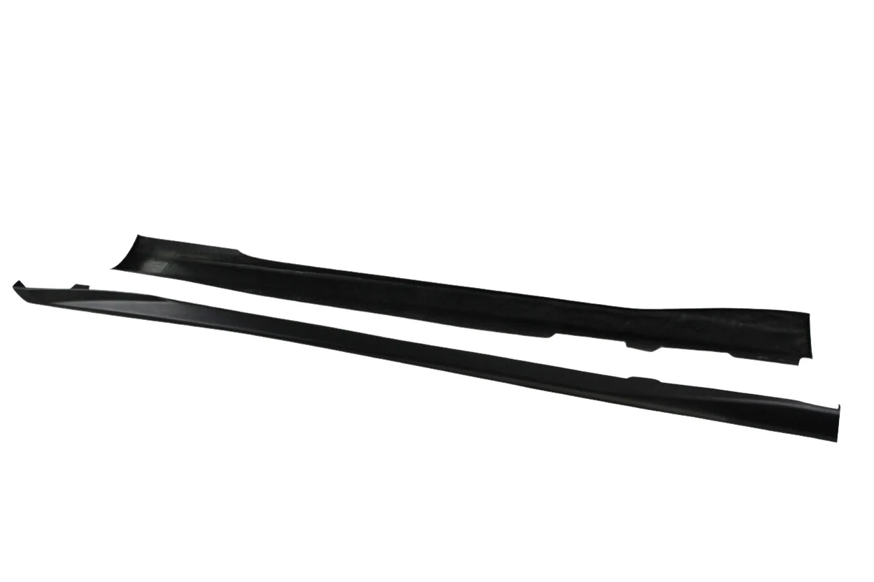Chevrolet Camaro (2016-2023) GM-X Side Skirts