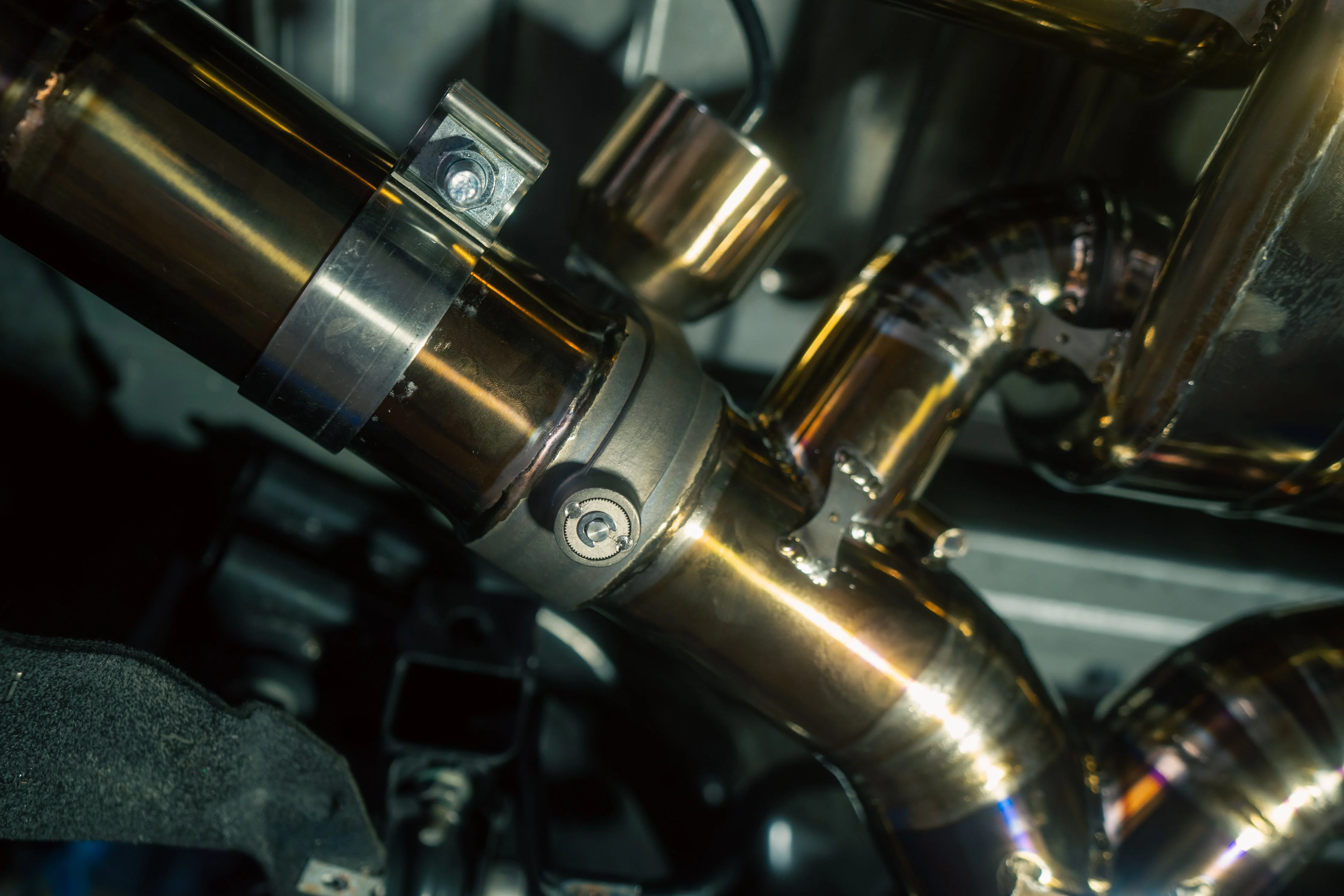 Nissan GT-R R35 Valved Sport Exhaust System - Image 28